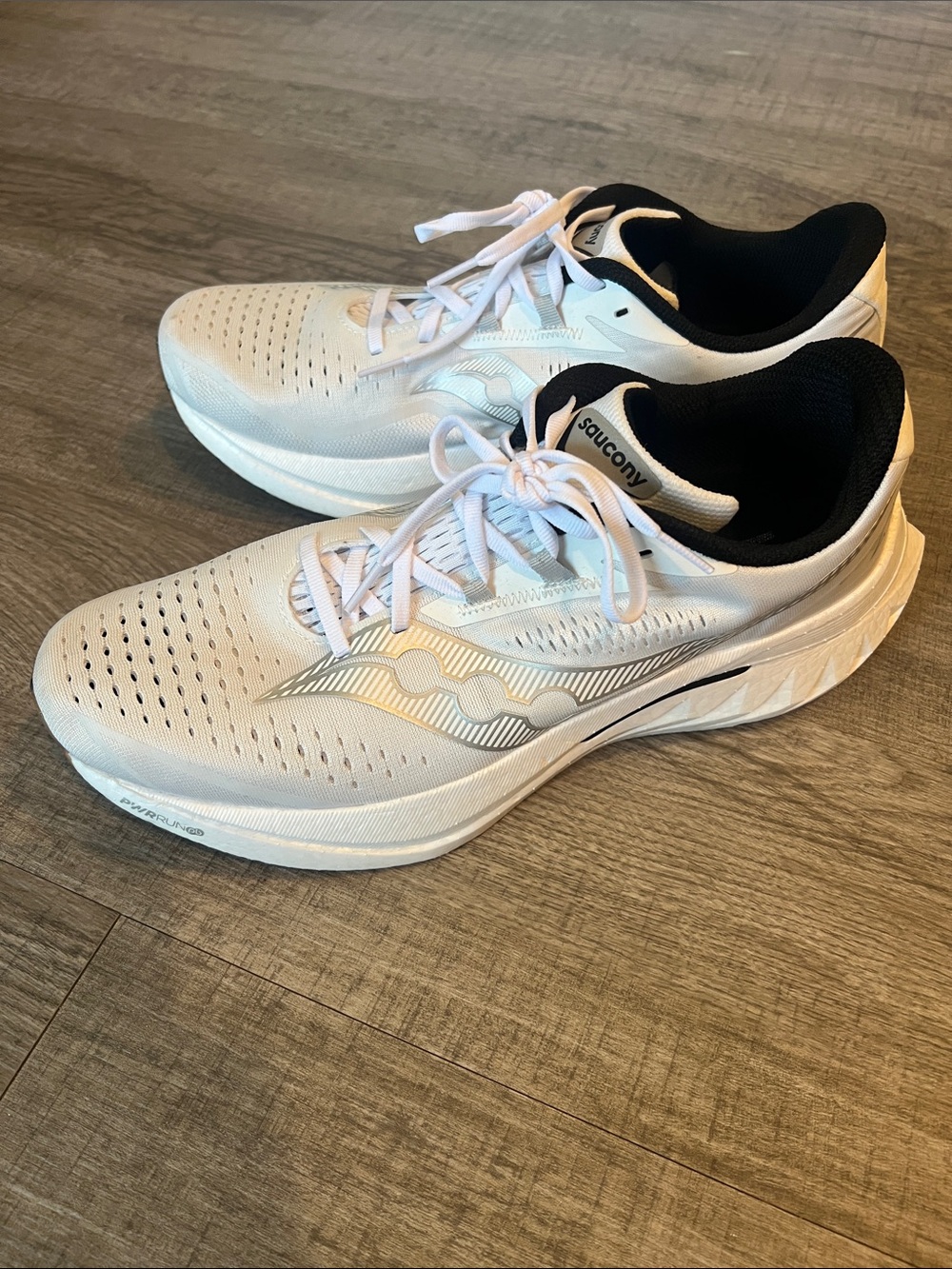 Saucony Endorphin Speed 4 running shoes
